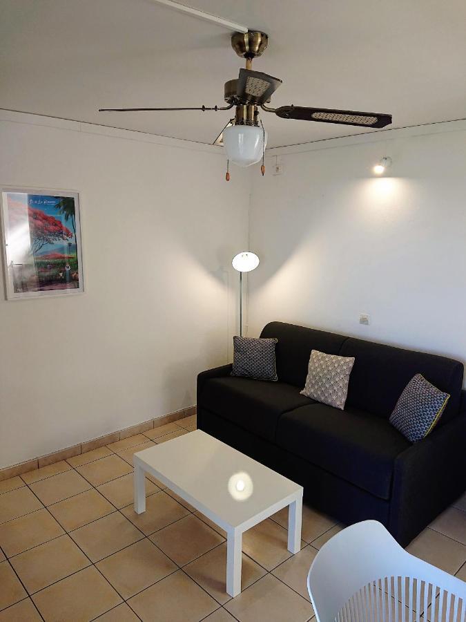 Studios Panoramik 圣勒 外观 照片